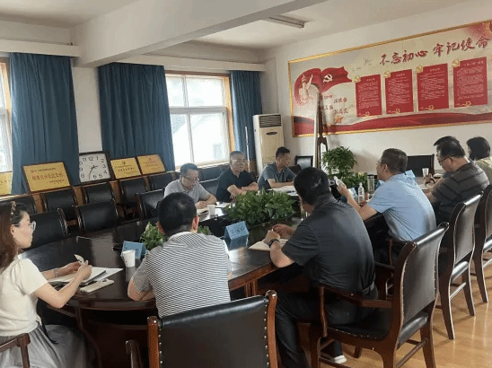 中陜核集團黨委副書記、總經(jīng)理范明一行赴利君集團康樂制藥公...